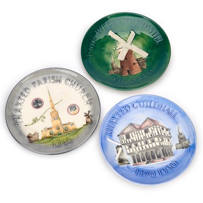 Lot 127 - A SET OF THREE MOORCROFT 'THAXTED' COMMEMORATIVE PLATES