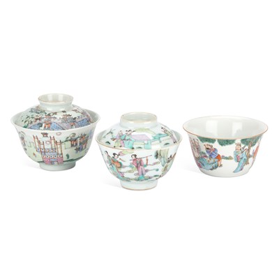 Lot 483 - A GROUP OF THREE CHINESE FAMILLE ROSE BOWLS