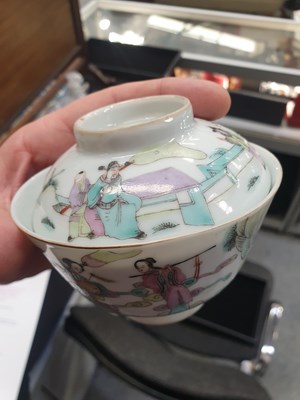 Lot 483 - A GROUP OF THREE CHINESE FAMILLE ROSE BOWLS