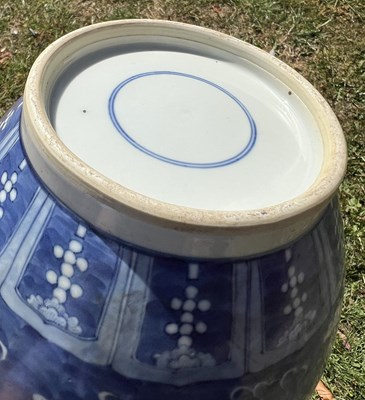 Lot 473 - A CHINESE BLUE AND WHITE PORCELAIN BOTTLE VASE