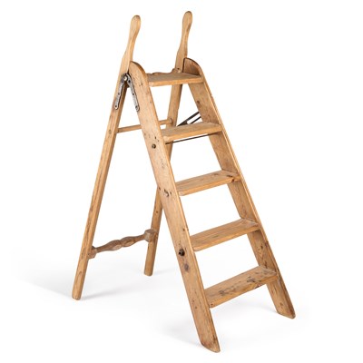 Lot 1075 - A VINTAGE FIVE-STEP LADDER