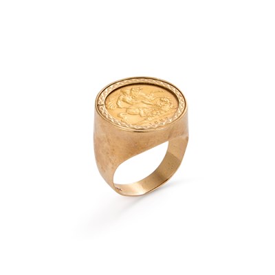 Lot 668 - VICTORIA (1819-1901), A HALF SOVEREIGN RING