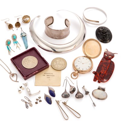 Lot 708A - A GROUP OF SILVER JEWELLERY AND COSTUME JEWELLEY