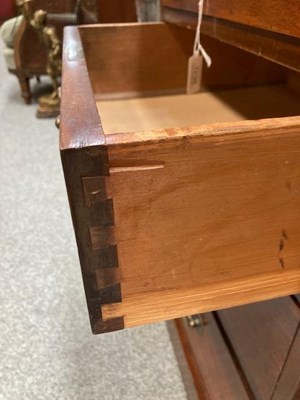 Lot 1179 - A PAIR OF GEORGE III STYLE MAHOGANY BEDSIDE CHESTS
