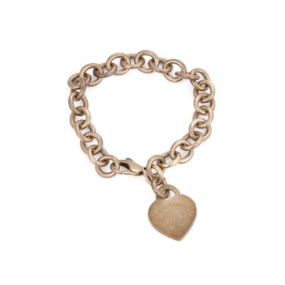 Lot 676 - TIFFANY & CO - A SILVER RETURN TO TIFFANY BRACELET