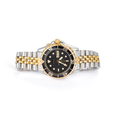 Lot 616 - A GENTS STEEL SEIKO KINETIC BRACELET WATCH