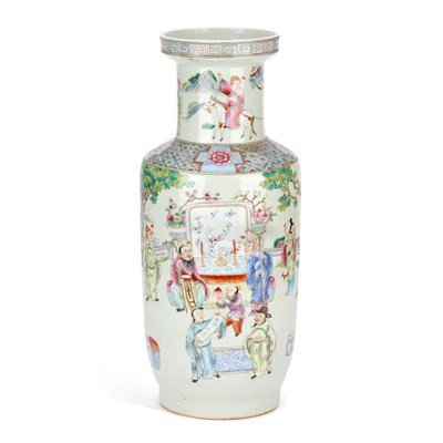 Lot 705 - A CHINESE FAMILLE ROSE VASE