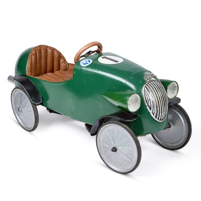 Lot 53 - A VINTAGE BAGHERA ‘AUSTIN’ PEDAL CAR