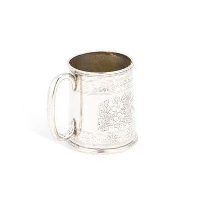 Lot 376 - A GEORGE V SILVER CHRISTENING MUG