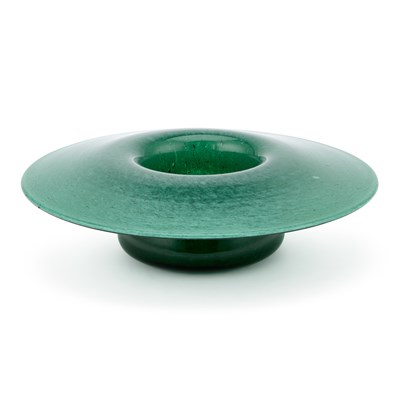 Lot 111 - A MONART STYLE GLASS BOWL
