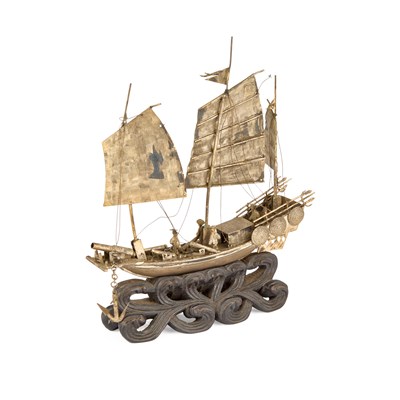 Lot 349 - A CHINESE SILVER MODEL OF A JUNK