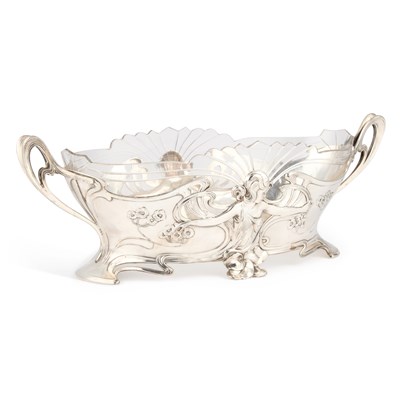 Lot 170 - A WMF (WÜRTTEMBERGISCHE METALLWARENFABRIK) SILVER-PLATED CENTREPIECE, C.1900