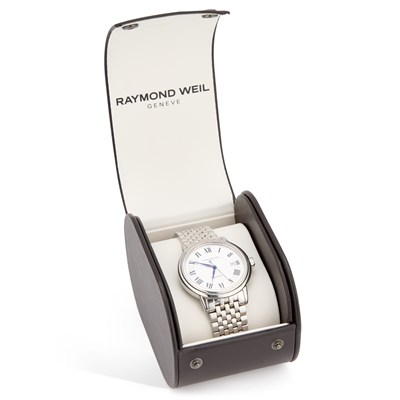 Lot 626 - A GENTS STEEL RAYMOND WEIL AUTOMATIC BRACELET WATCH