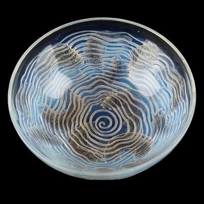 Lot 117 - RENÉ LALIQUE (FRENCH, 1860-1945)