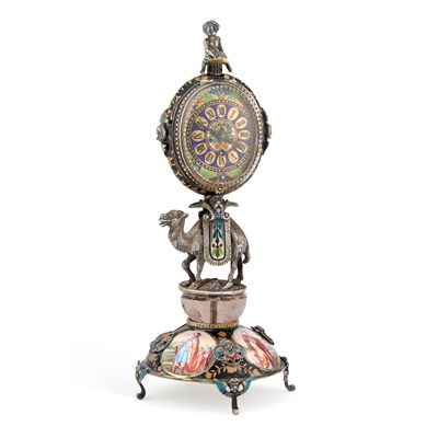 Lot 782 - A VIENNESE SILVER AND ENAMEL TABLE CLOCK