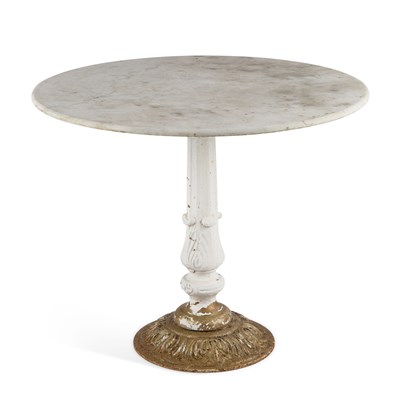 Lot 1131 - A CIRCULAR MARBLE-TOPPED CAST IRON GARDEN TABLE
