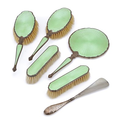 Lot 517 - AN EDWARDIAN SILVER AND GUILLOCHÉ ENAMEL DRESSING TABLE SET
