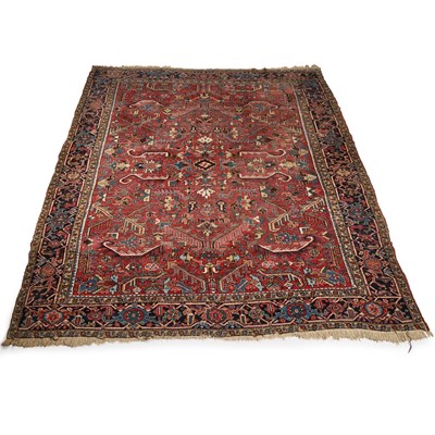 Lot 1137 - A LARGE PERSIAN HERIZ CARPET