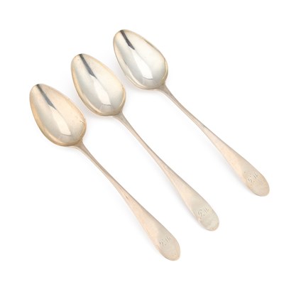 Lot 405 - THREE GEORGE III SCOTTISH PROVINCIAL SILVER DESSERT SPOONS