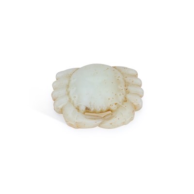 Lot 744 - A CHINESE JADE CARVING OF A CRAB