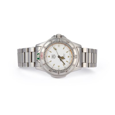 Lot 590 - A GENTS STEEL TAG HEUER 4000 AUTOMATIC BRACELET WATCH