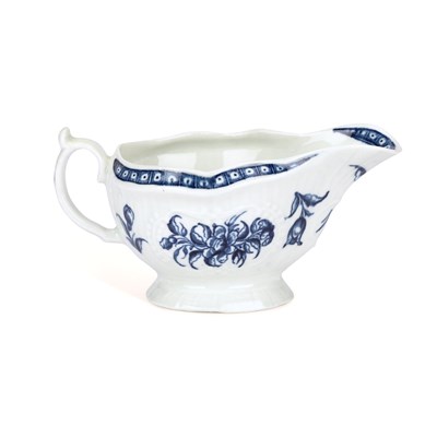 Lot 163 - A WORCESTER PORCELAIN SAUCEBOAT