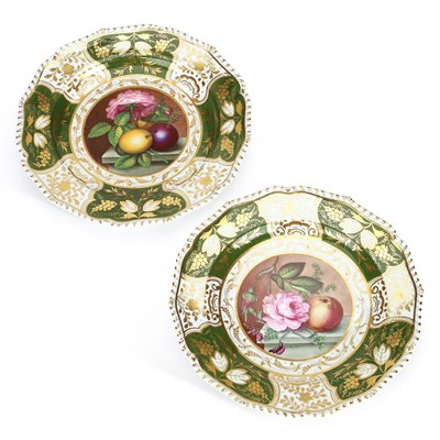 Lot 239 - A PAIR OF BLOOR DERBY DESSERT PLATES