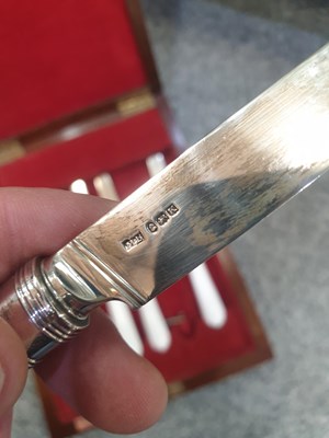 Lot 78 - A RARE SET OF SIX CHELSEA KNIVES
