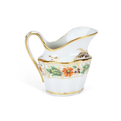 Lot 151 - A NEW HALL PORCELAIN CREAM JUG