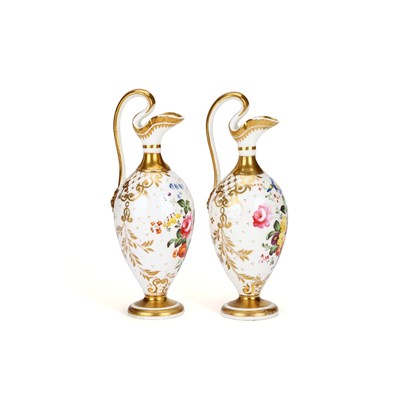 Lot 79 - A PAIR OF ENGLISH PORCELAIN EWERS