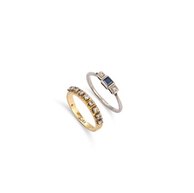 Lot 623 - A DIAMOND RING