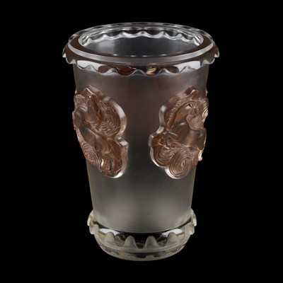 Lot 69 - RENÉ LALIQUE (FRENCH, 1860-1945)