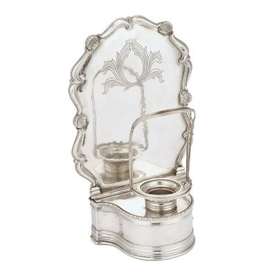 Lot 547 - AN ARTS AND CRAFTS SILVER WALL SCONCE