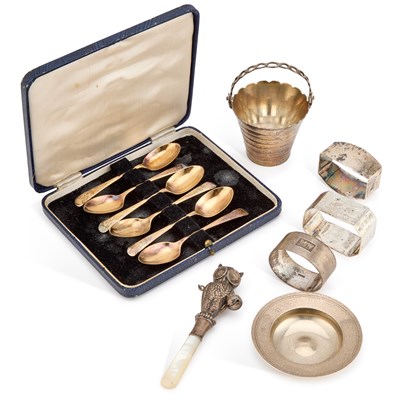 Lot 568 - A GROUP OF SILVER