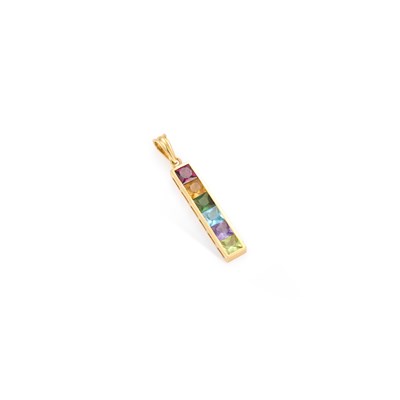 Lot 900 - A MULTI GEM-SET PENDANT