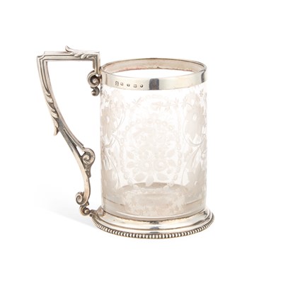 Lot 617 - A VICTORIAN SILVER-MOUNTED GLASS MUG