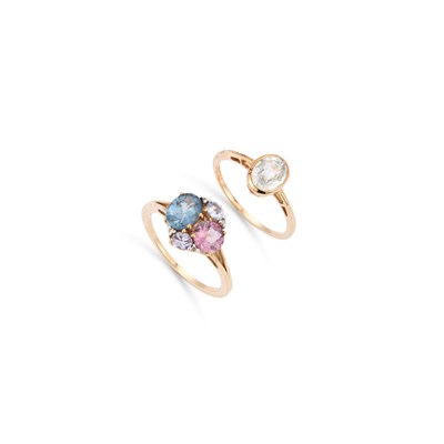 Lot 908 - TWO 9CT YELLOW GOLD GEM-SET DRESS RINGS