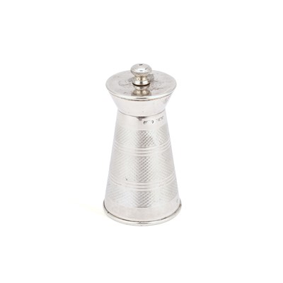 Lot 463 - AN ELIZABETH II 'PETER PIPER' PEPPER GRINDER