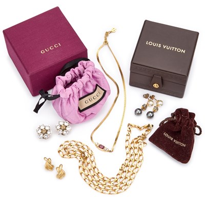 Lot 932 - A COLLECTION OF DESIGNER COSTUME JEWELLERY