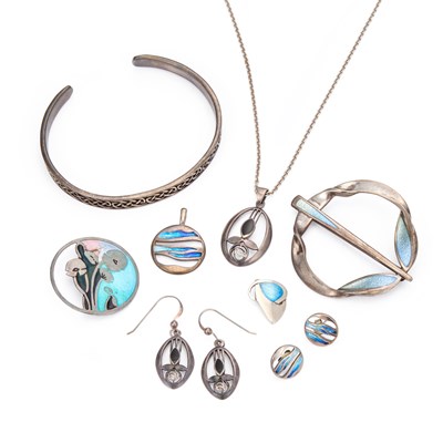 Lot 943 - A COLLECTION OF CELTIC SILVER JEWELLERY