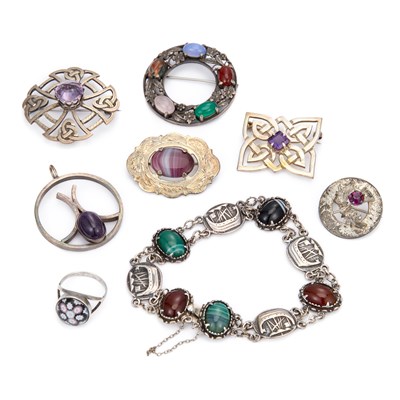 Lot 941 - A COLLECTION OF SILVER CELTIC JEWELLERY