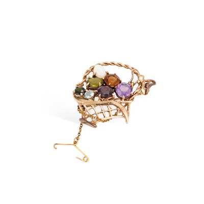 Lot 620 - A GEM-SET GIARDINETTI BROOCH