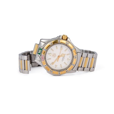 Lot 810 - A GENTS BI-COLOUR TAG HEUER 4000 QUARTZ BRACELET WATCH