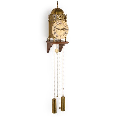Lot 1160 - A PERIOD STYLE BRASS LANTERN CLOCK