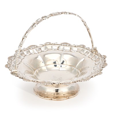 Lot 413 - A GEORGE IV SILVER SWING-HANDLE CAKE BASKET