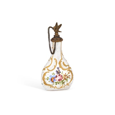 Lot 1008 - A LATE 18TH CENTURY SOUTH STAFFORDSHIRE ENAMEL SCENT BOTTLE