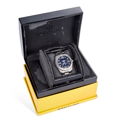 Lot 581 - A GENTS TITANIUM BREITLING AEROSPACE EVO BRACELET WATCH