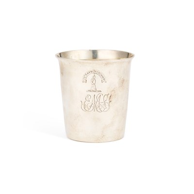 Lot 442 - A GEORGE III SILVER BEAKER