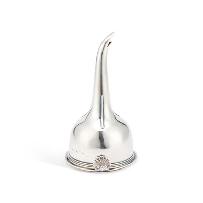 Lot 396 - A GEORGE IV SILVER WINE FUNNEL