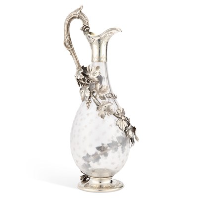 Lot 411 - A VICTORIAN SILVER-MOUNTED CUT AND ETCHED GLASS CLARET JUG